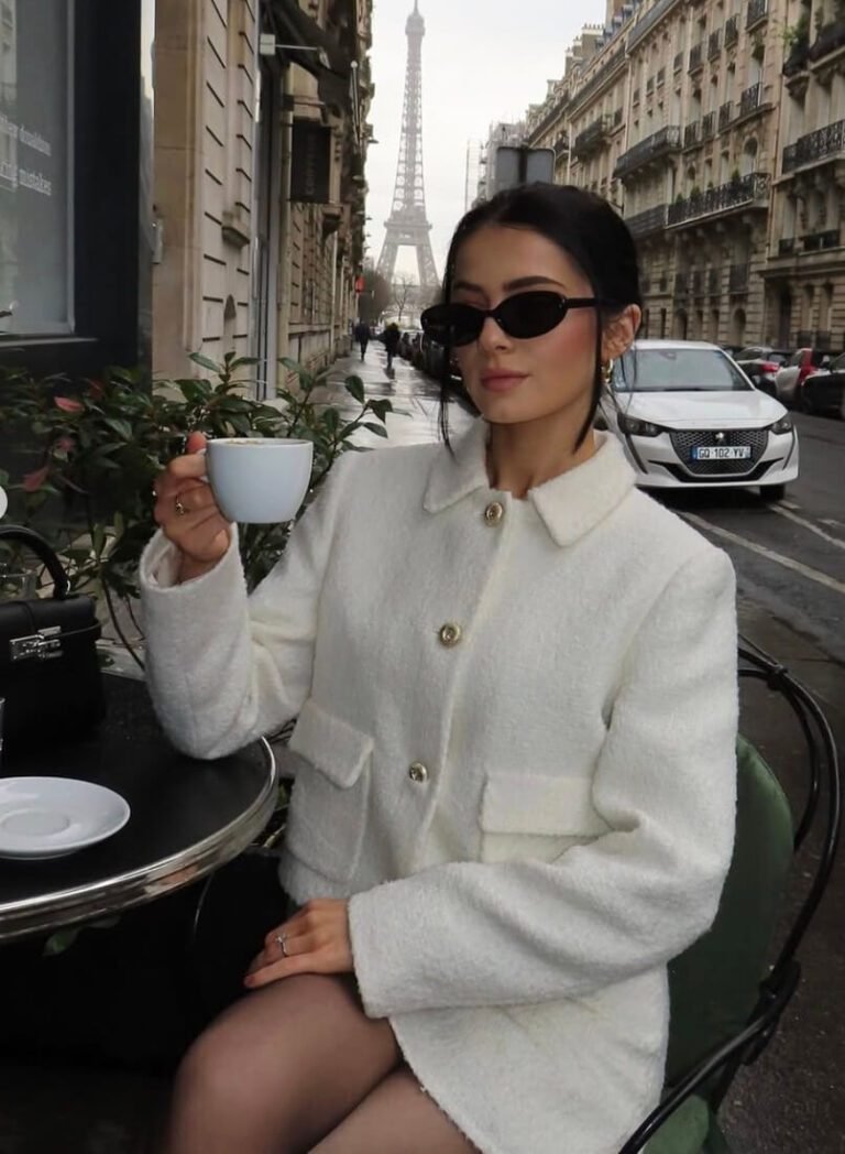 15+ Old Money Outfit Ideas that Never Go Out of Style